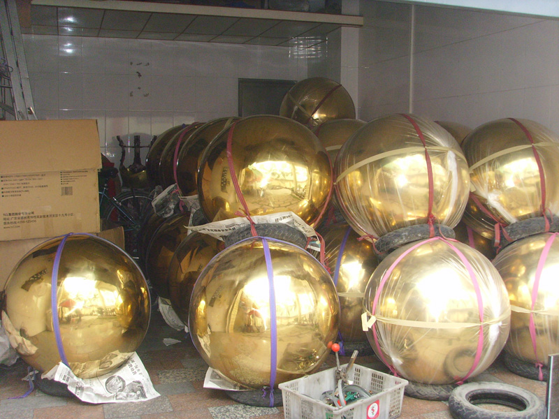 Golden Glossy stainless steel sphere